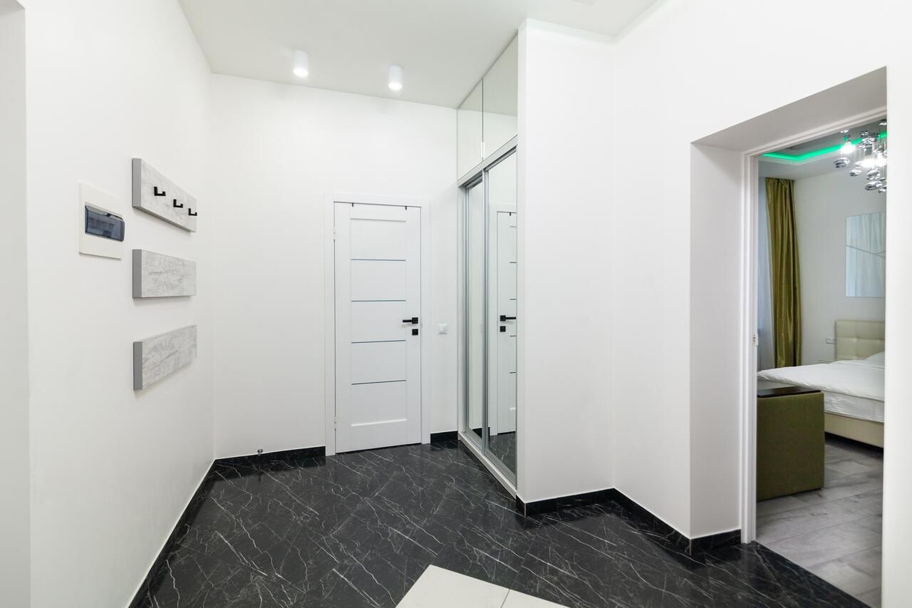 Апартаменты Apartment on B Khmelnytskogo 27a Львов-21
