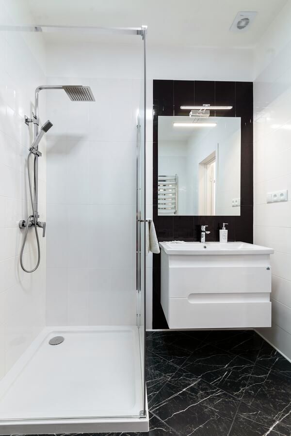 Апартаменты Apartment on B Khmelnytskogo 27a Львов-7