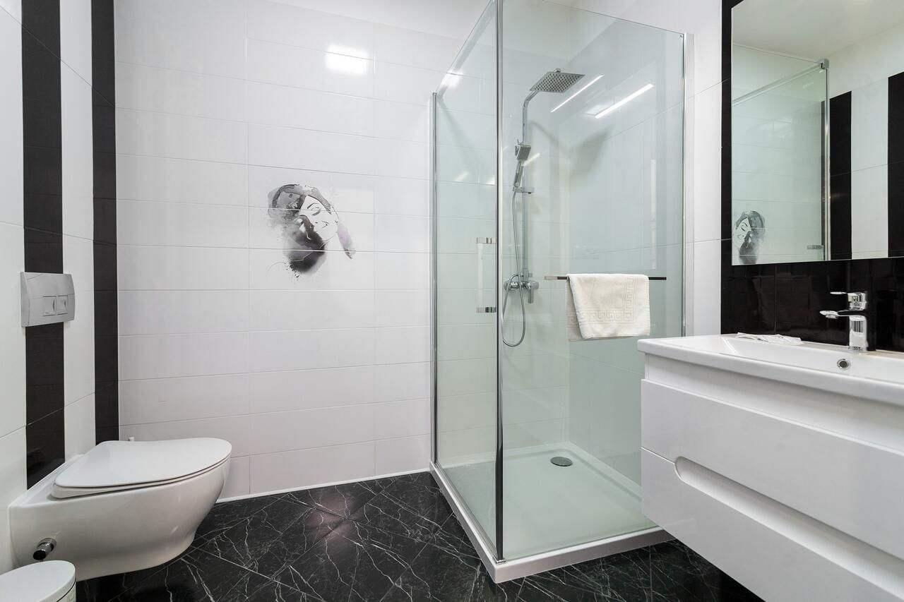 Апартаменты Apartment on B Khmelnytskogo 27a Львов-9