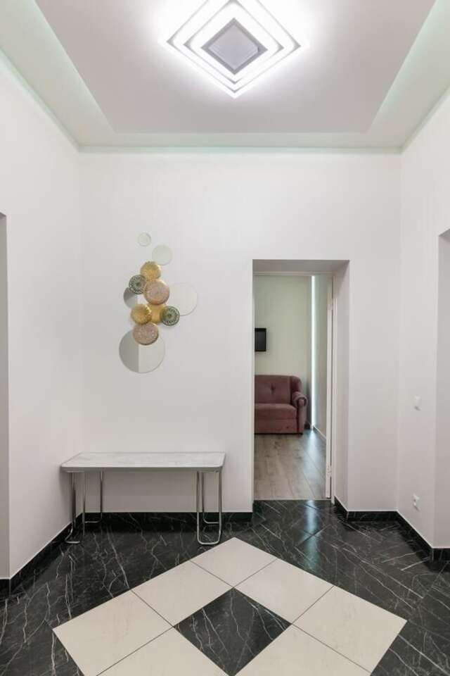 Апартаменты Apartment on B Khmelnytskogo 27a Львов-19